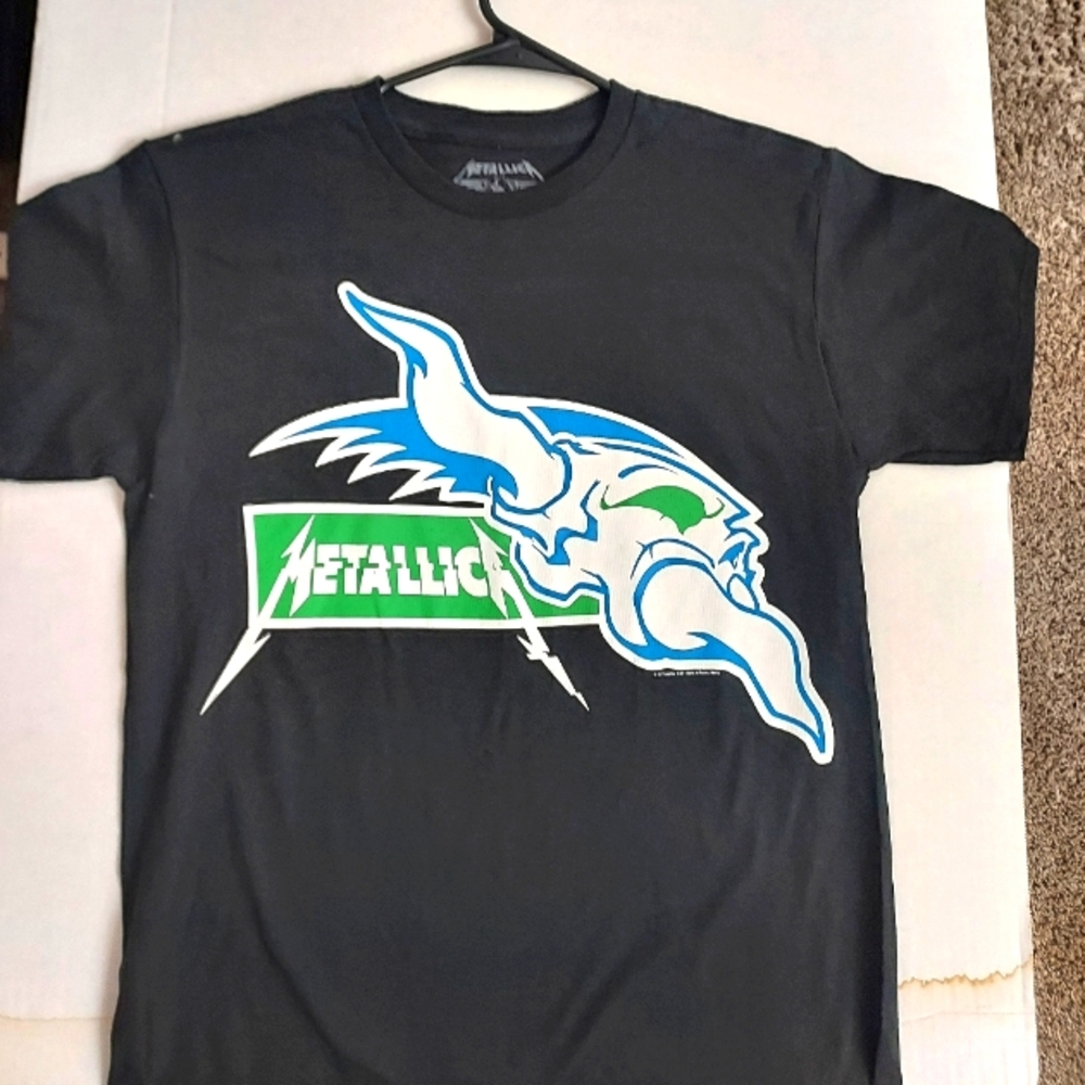 Vintage 2017 Metallica Concert T-Shirt